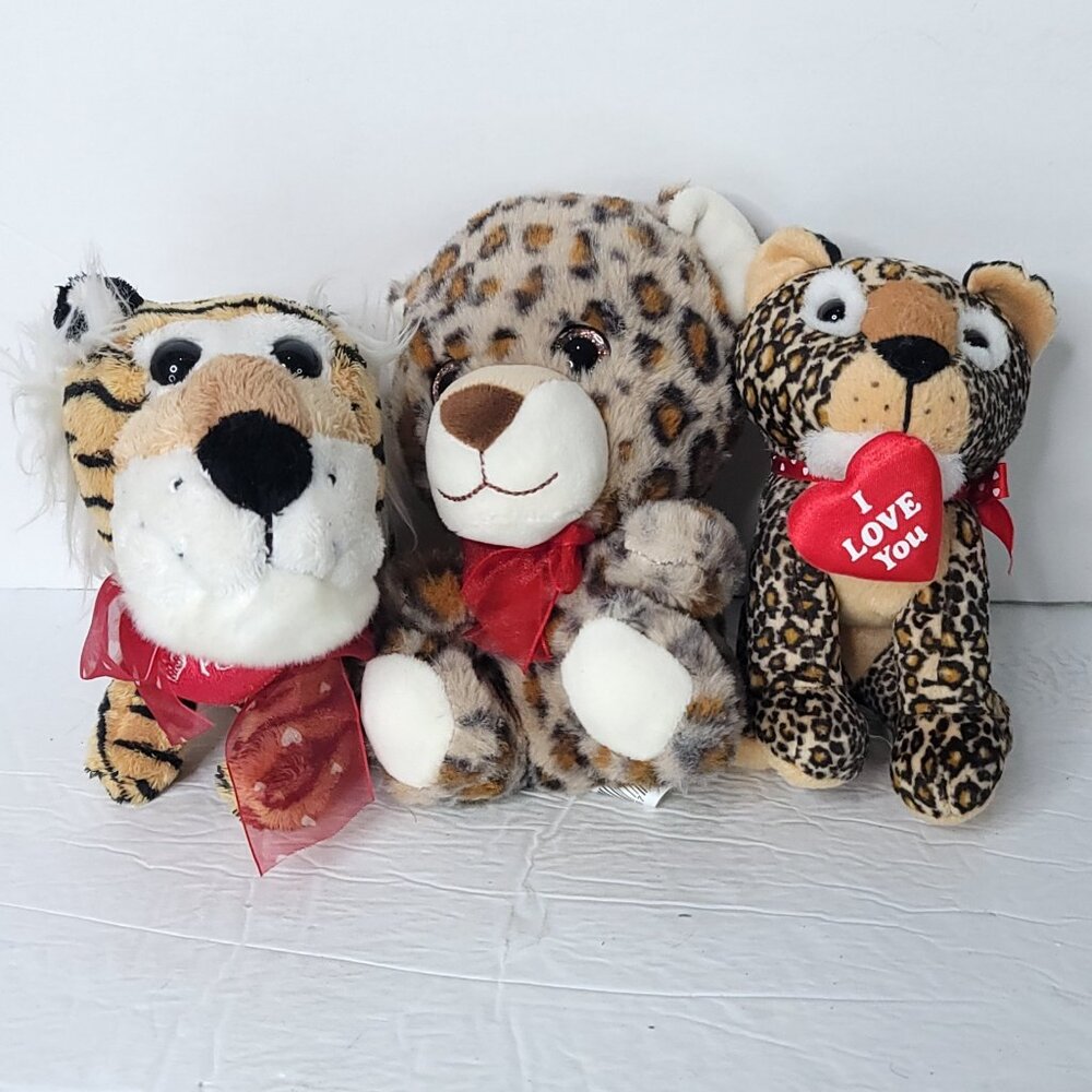 Lot of 3 Leopard Tiger Cats Valentine Big Eyes Soft Plush Stuffed Animals Toys